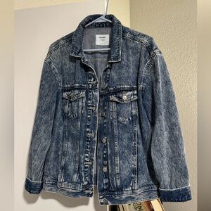Old Navy Oversized Distressed Jean Jacket